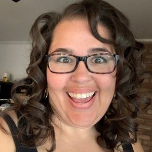 Meet your Posher, Eileen